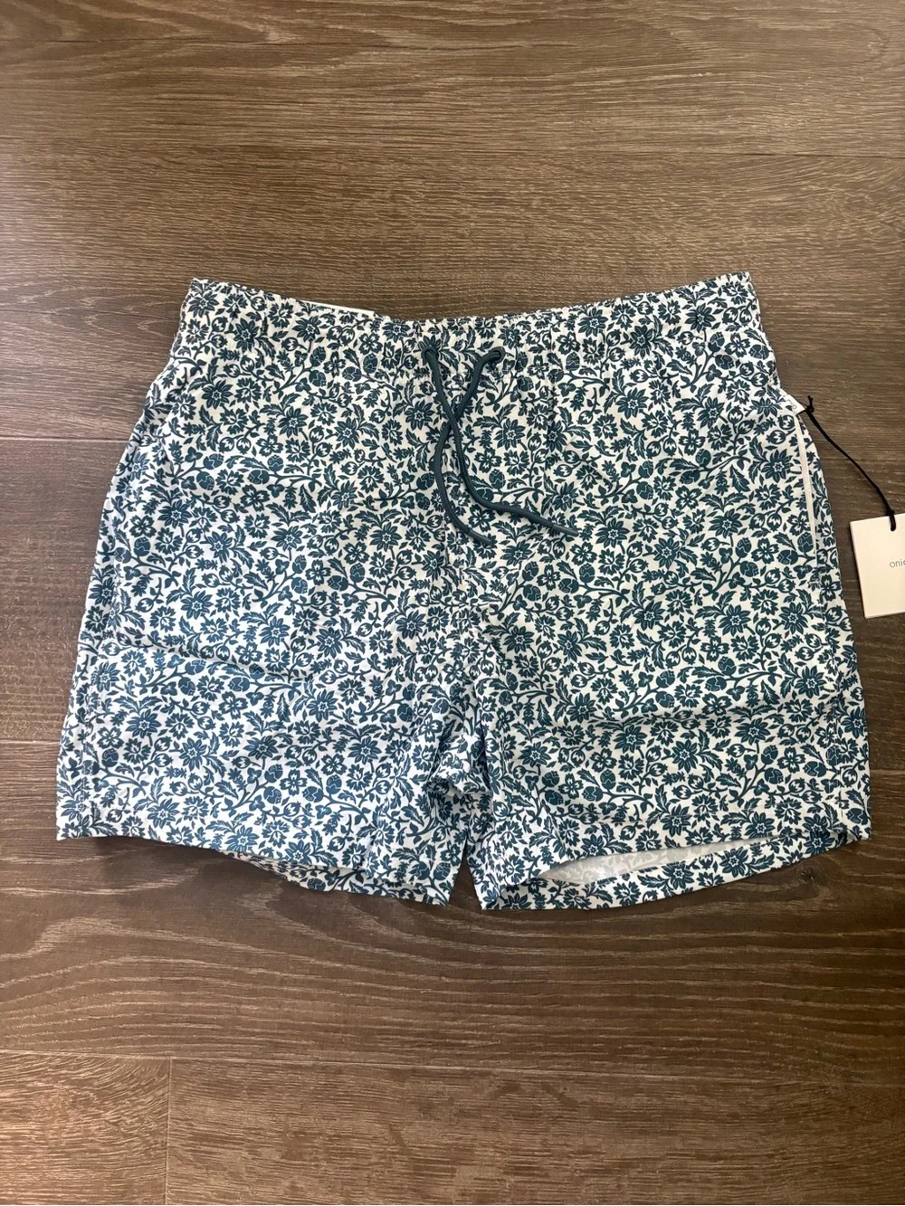 Onia Comfort Lined Swim Trunks - Size XL NEW!